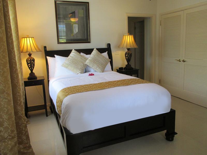 Ocean West Boutique Hotel Nassau Buitenkant foto